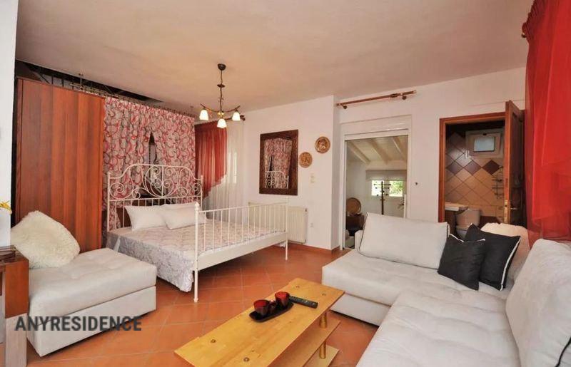 4 room terraced house in Afytos, photo #7, listing #1888943