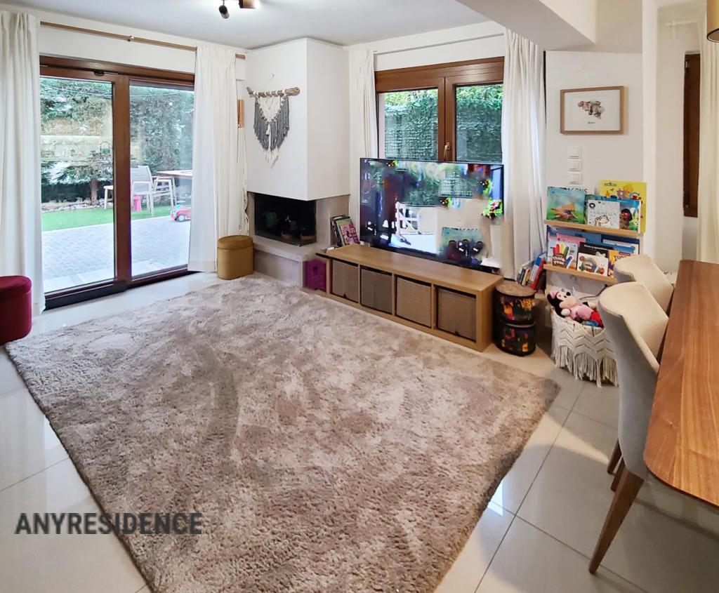 Townhome in Panorama, photo #3, listing #2532602