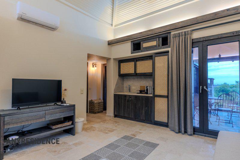 Townhome in Sithonia, photo #2, listing #2338124