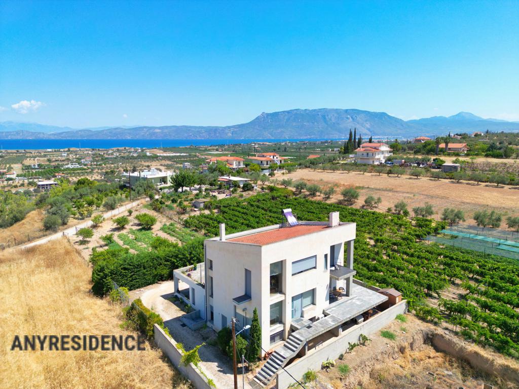 Townhome in Korinthos, photo #2, listing #2473435