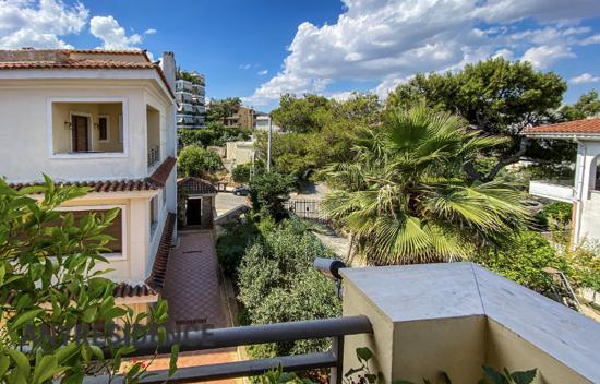 Detached house in Nea Erythraia