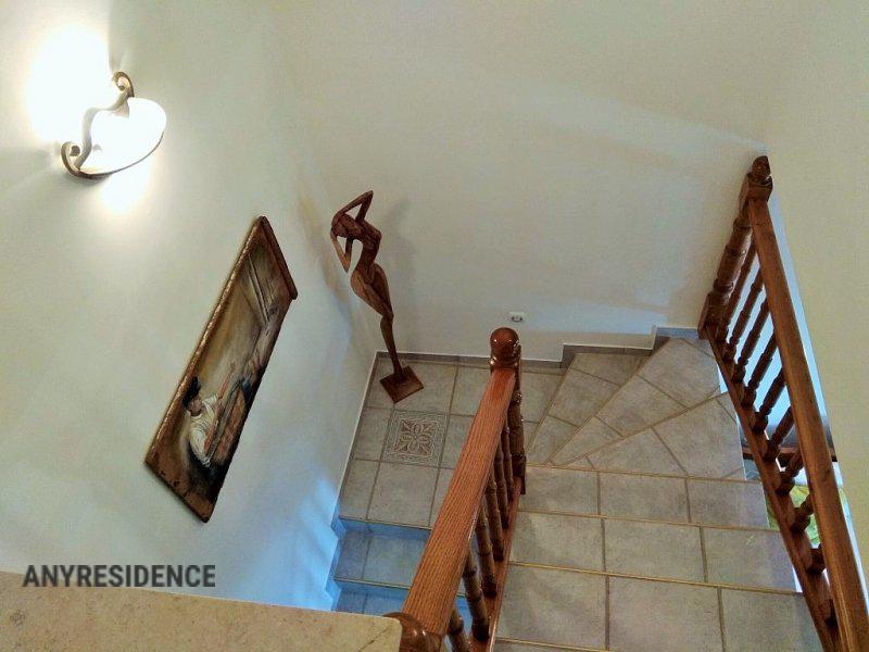 Townhome in Nea Roda, photo #2, listing #2097187