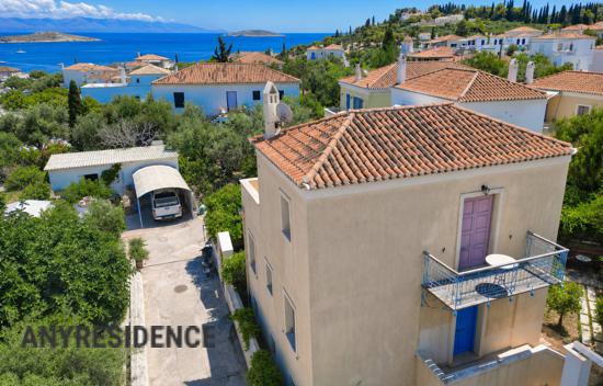 Townhome in Spetses