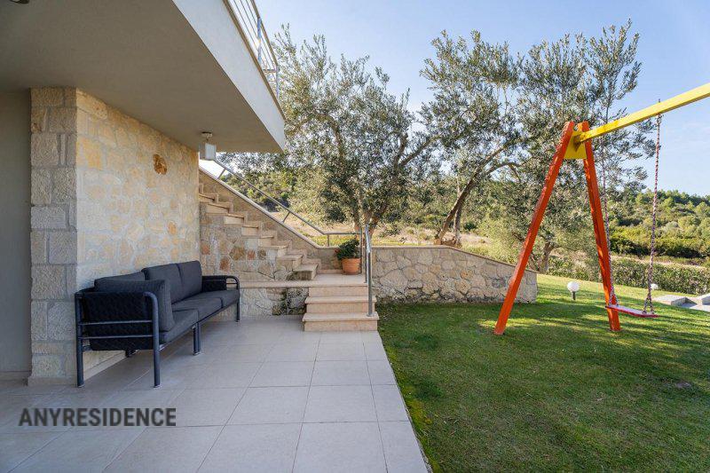 Villa in Pefkochori, photo #10, listing #2361985