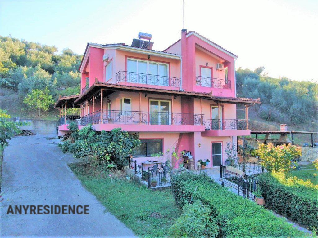 13 room villa in Messenia, photo #1, listing #2179666