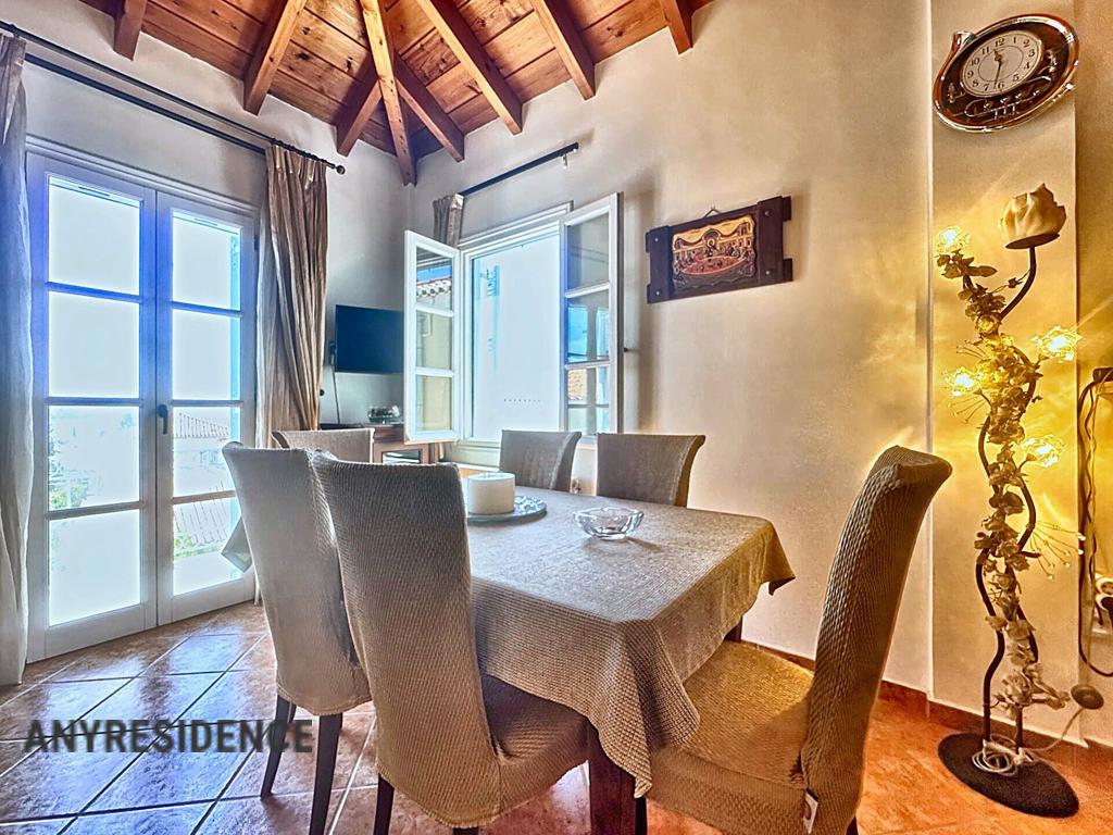 Townhome in Spetses, photo #6, listing #2541160