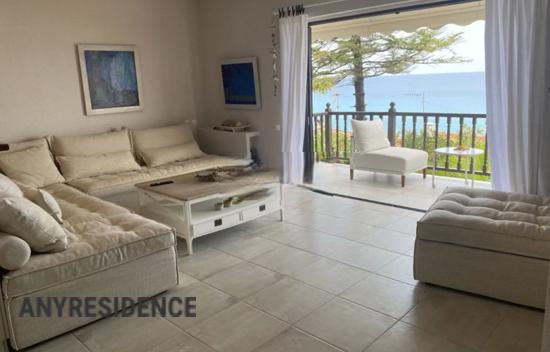 5 room townhome in Kassandreia