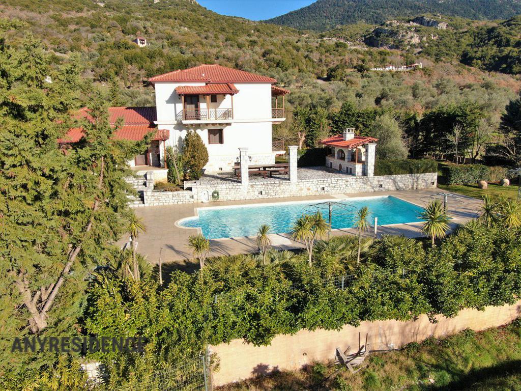 12 room villa in Peloponnese, photo #1, listing #2074629