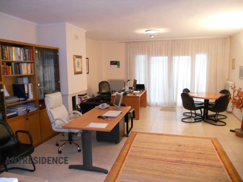 Townhome in Panorama, photo #10, listing #2553175