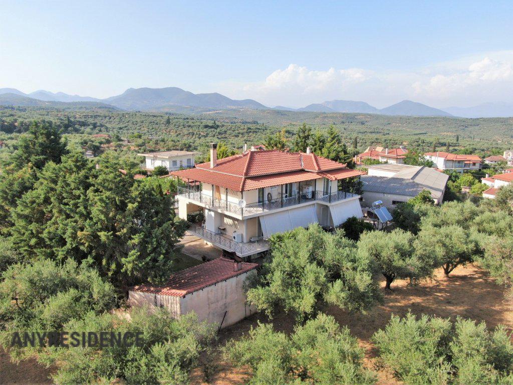 9 room villa in Messenia, photo #1, listing #2158397