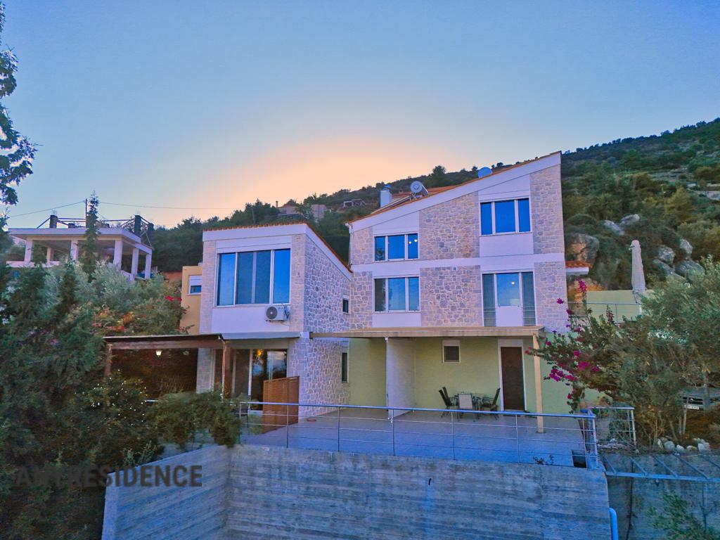 Townhome in Peloponnese, photo #1, listing #2492196