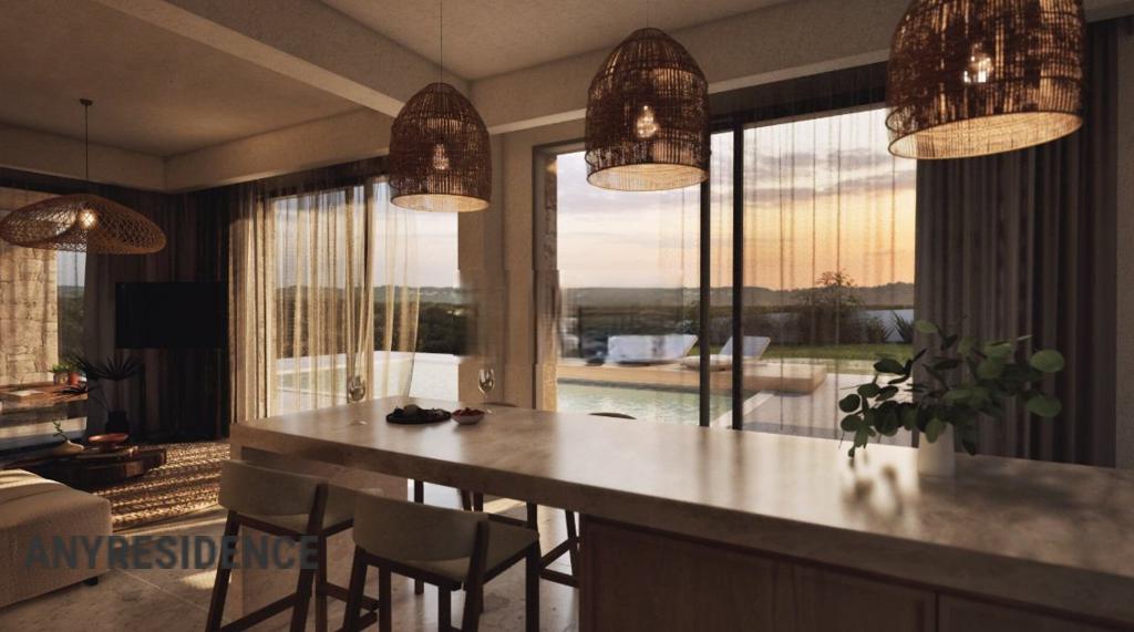 4 room villa in Sani, photo #5, listing #2510610