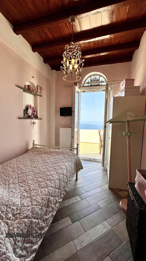 5 room villa in Cyclades, photo #3, listing #2470133