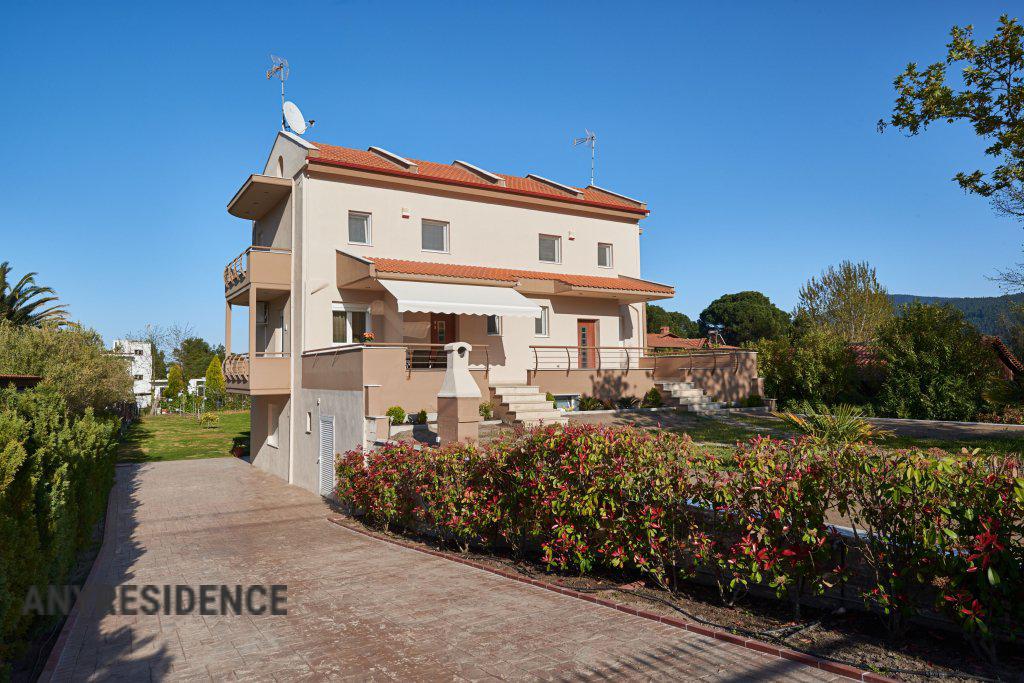 Townhome in Sithonia, photo #6, listing #2418315