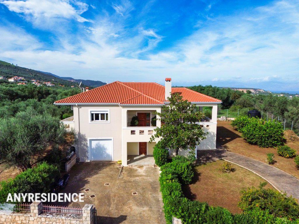 8 room villa in Peloponnese, photo #2, listing #2325092