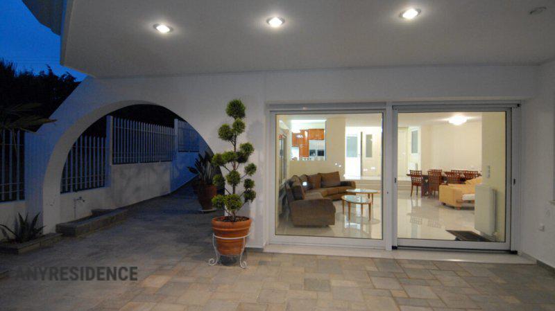 Villa in Nea Iraklitsa, photo #3, listing #2210086