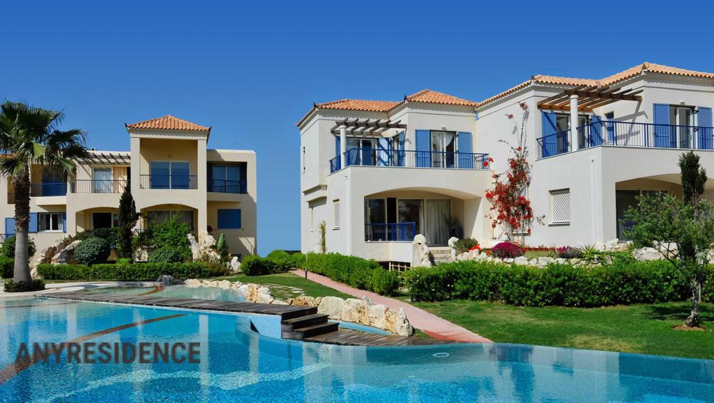 Penthouse in Crete, photo #1, listing #2466372