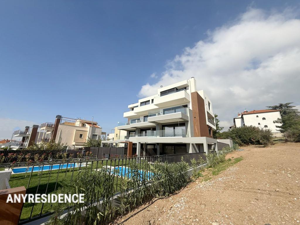 Townhome in Panorama, photo #9, listing #2363225