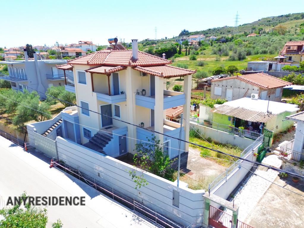 Townhome in Xilokastro, photo #2, listing #2455210
