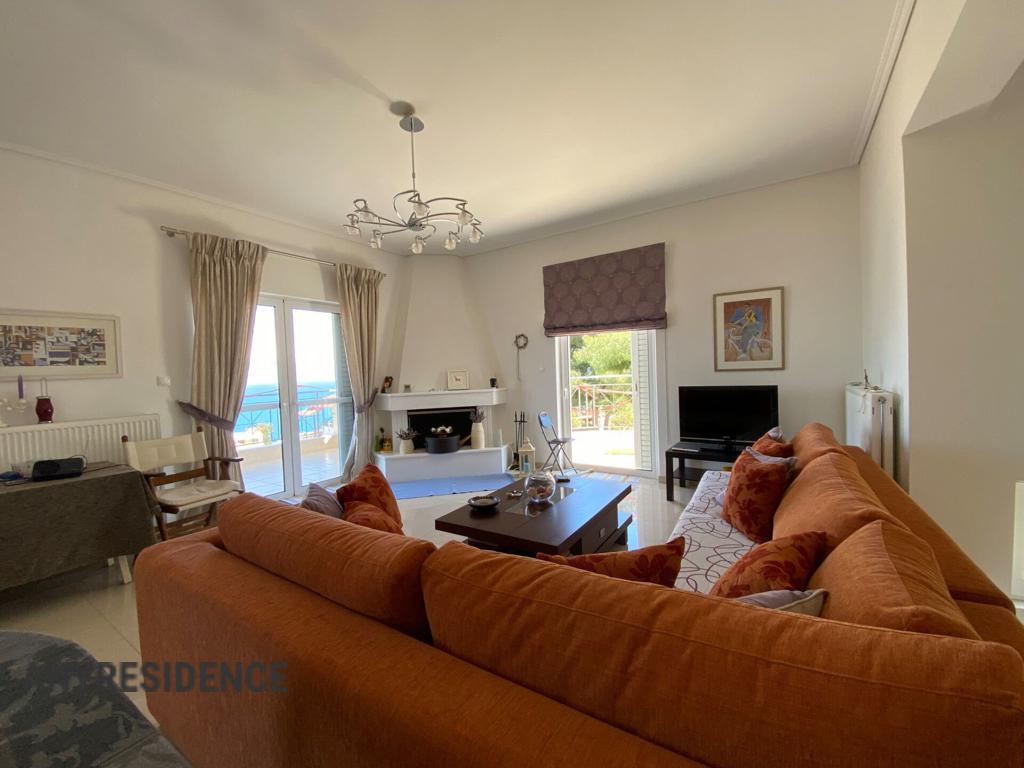 Townhome in Xilokastro, photo #7, listing #2534143
