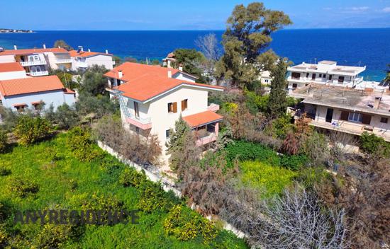Townhome in Xilokastro
