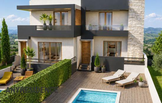 Terraced house in Asini
