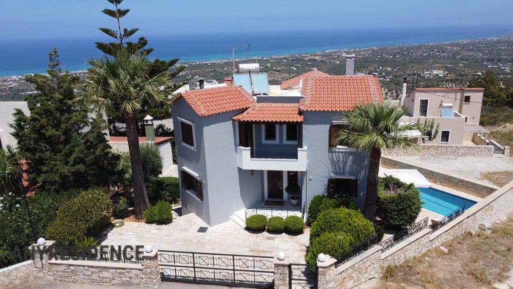 Villa in Maroulas, photo #2, listing #2388811