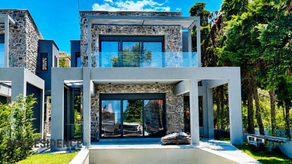 Villa in Polychrono, photo #2, listing #2304480
