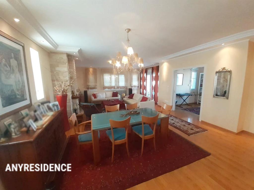 Townhome in Panorama, photo #5, listing #2553175