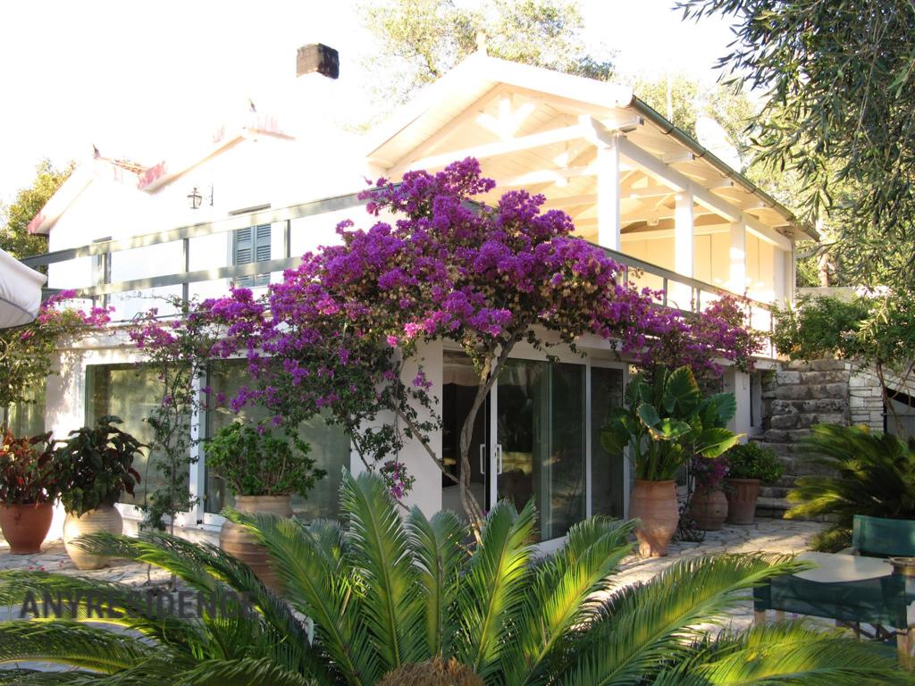 Villa in Gaios, photo #1, listing #2051045
