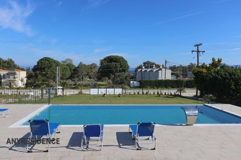 Villa in Pefkochori, photo #2, listing #2373210