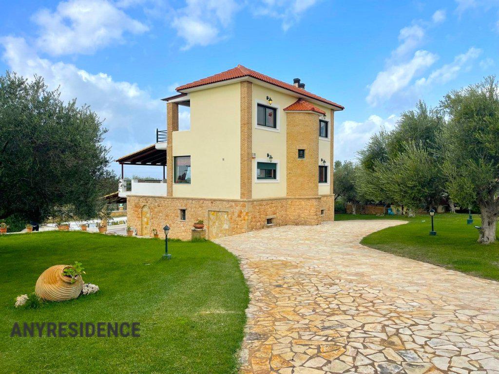 9 room villa in Peloponnese, photo #2, listing #2334069