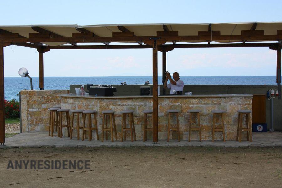 Hotel in Nea Skioni, photo #7, listing #2097217