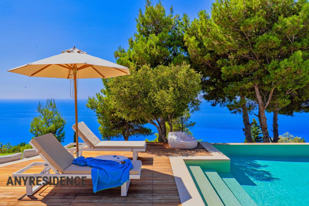 Villa in Lefkas, photo #2, listing #2485909