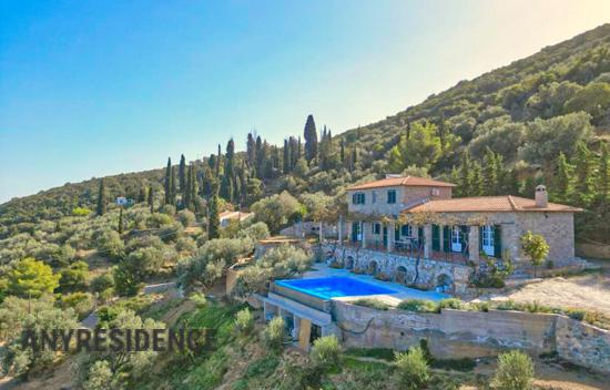Villa in Galatas