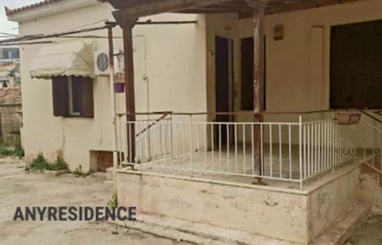 2 room chalet in Athens