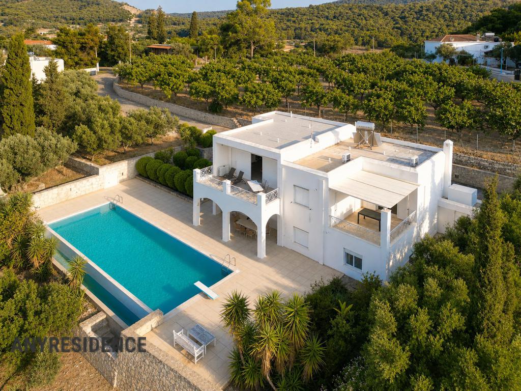 Villa in Administration of the Peloponnese, Western Greece and the Ionian Islands, photo #1, listing #2544962