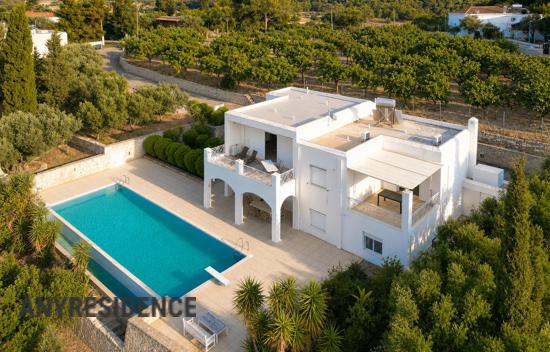 Villa in Administration of the Peloponnese, Western Greece and the Ionian Islands