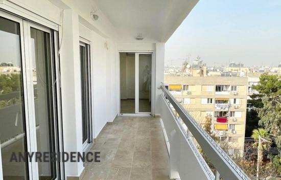 2 room apartment in Piraeus