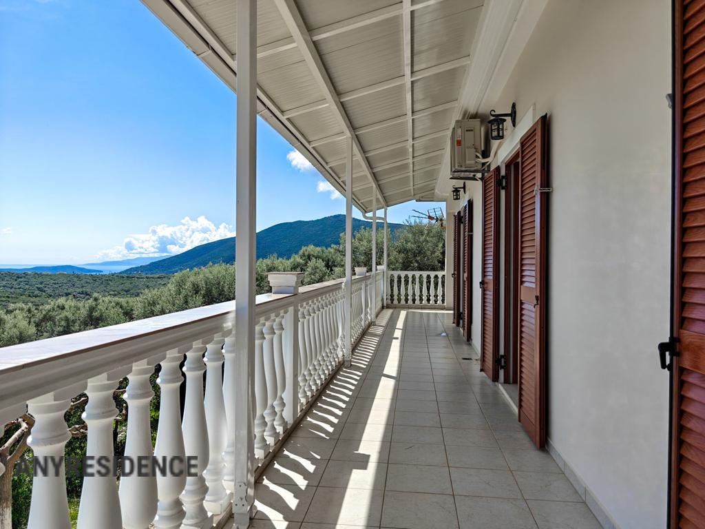 Townhome in Lefkas, photo #10, listing #2534343