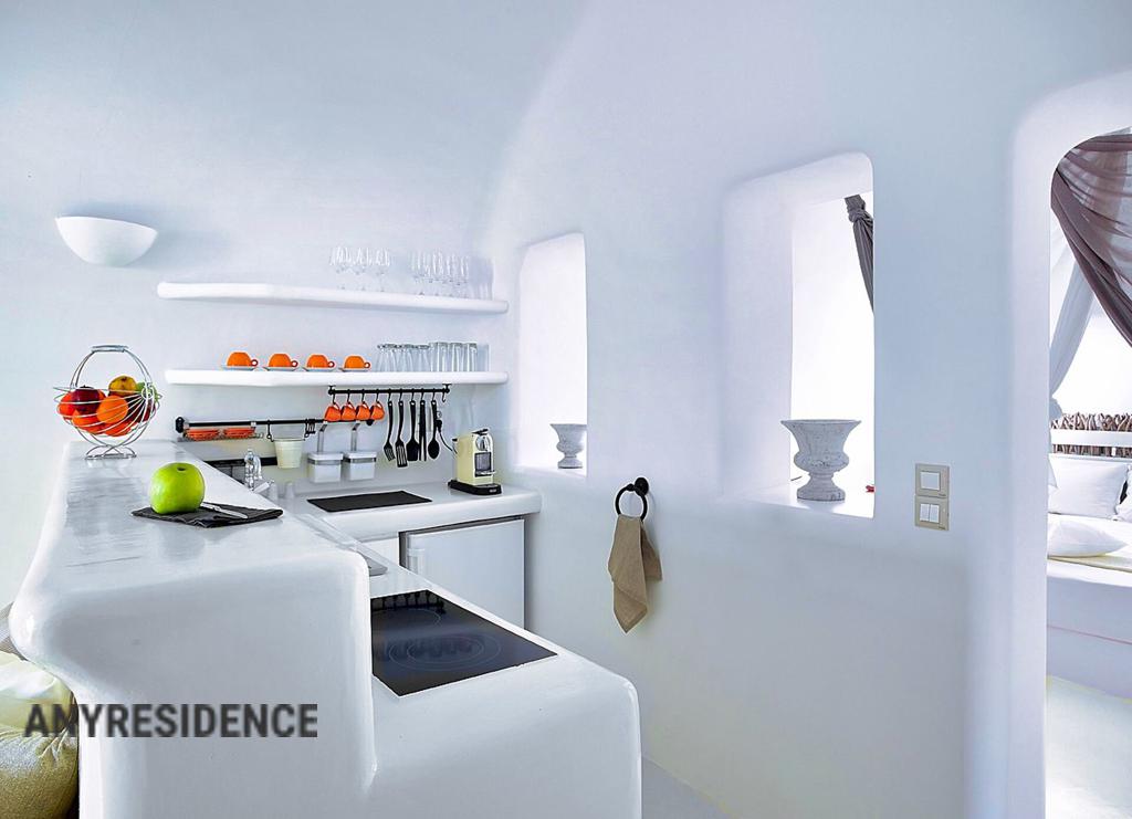 Townhome in Santorini, photo #9, listing #2466149