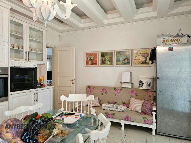 Townhome in Attica, photo #4, listing #2328956