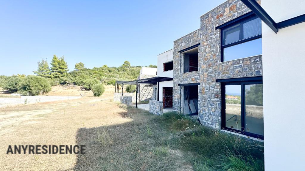 Villa in Pefkochori, photo #10, listing #2374835