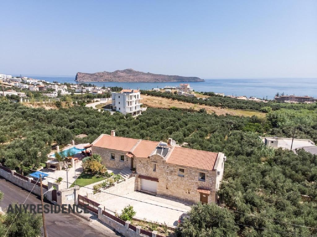 Townhome in Chania, photo #2, listing #2454831