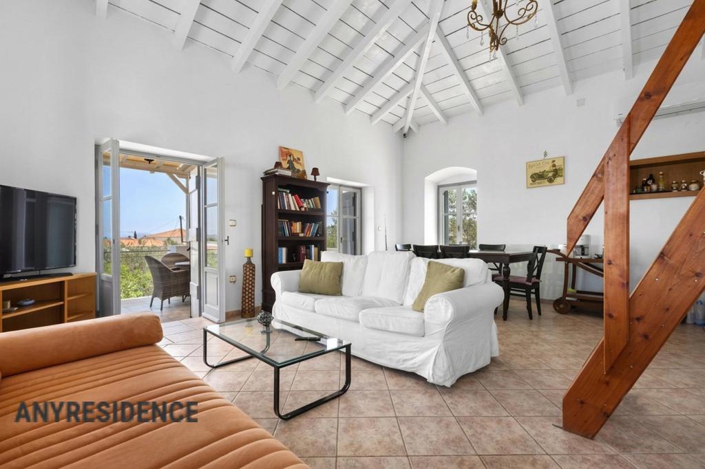 Townhome in Spetses, photo #9, listing #2541516
