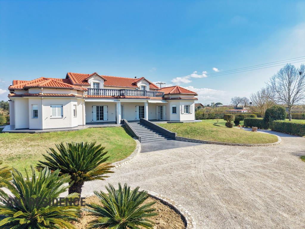 Villa in Peloponnese, photo #2, listing #2523694