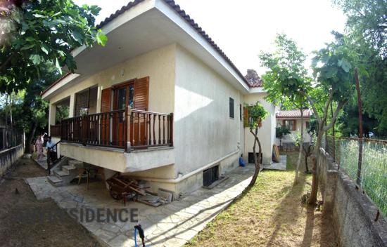 Detached house in Attica