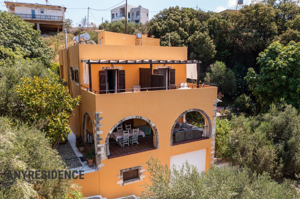Villa in Chania, photo #1, listing #2493550