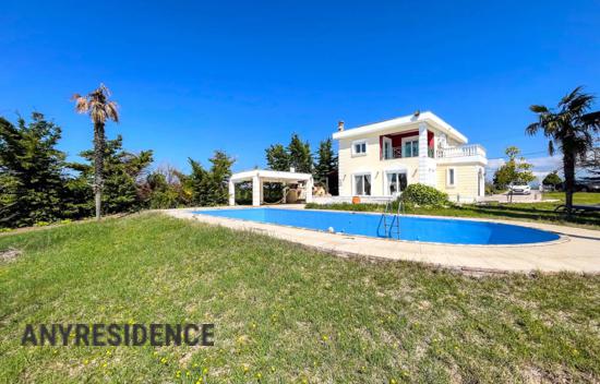 Townhome in Mesimeri