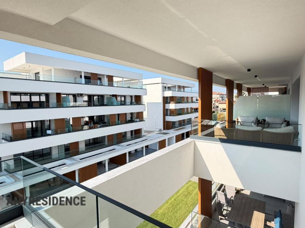 Apartment in Peraia, photo #4, listing #2548568